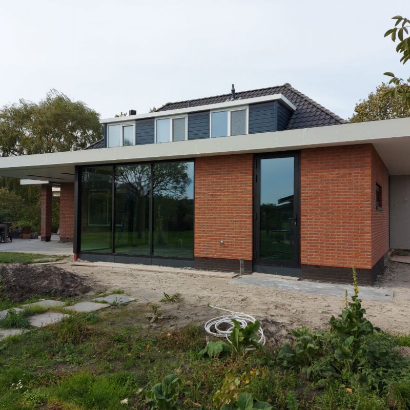 Vergroten bestaande bouw